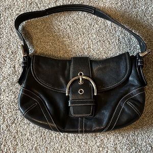Coach leather shoulder bag